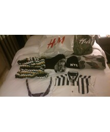 H&M | #碎花大學T,毛帽(曼谷H&M購入)#靴子(網路購入)#腰際綁襯衫(Base control)(Tシャツ/カットソー)