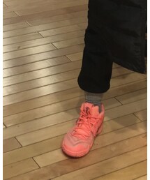 欧文4 | スニーカー