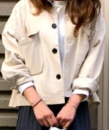 Lugnoncure | 後ろパール釦プルオーバー　¥2,750(Tシャツ/カットソー)