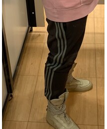 Yeezy | パンツ