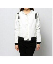 JUST FEMAIL | ベースボールブルゾン

ROSE BUDにて購入(ブルゾン)