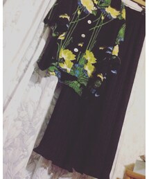 i nou | スラックス