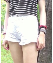 白色微脫線短褲 | デニムパンツ