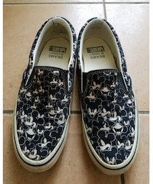 BEAMS | BEAMS×VANS×ﾃﾞｨｽﾞﾆｰのﾄﾘﾌﾟﾙﾈｰﾑ(スリッポン)
