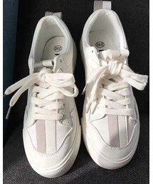 TB | スニーカー