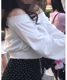 H&M | だいたい¥1,500くらいだったかな、、？(トップス)