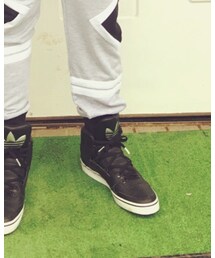 adidas | スニーカー