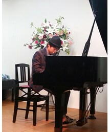 ピアノ演奏中 | ジャケット/アウター