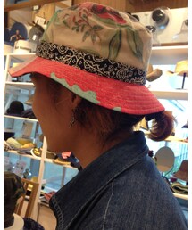 9*4 | 一個一個柄が違う。日本製。(ハット)