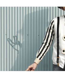 NIRAME.CO | 陰と落書きピース！(シャツ/ブラウス)