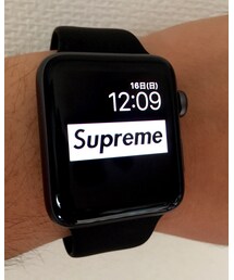 Apple | Apple Watch Series 2 - 42mmスペースグレイアルミニウムケースとブラックスポーツバンド(アナログ腕時計)
