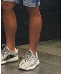 yezy | スニーカー