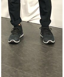 UNDER ARMOUR | スニーカー