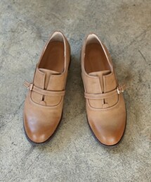 ガーリッシュストラップローファー(パンプス)