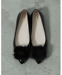 Au BANNISTER | ファーバックルフラットパンプス 18360円(パンプス)