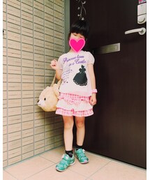 一丁前に目を閉じる先生 | その他