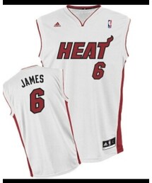 adidas | タンクトップ