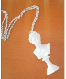 👩🏻‍🦳Venus necklace | 维纳斯胸像项链(ネックレス)