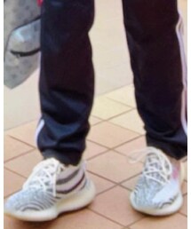 Yeezy Boost 350 V2 | スニーカー