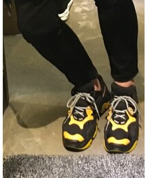 N°21 | スニーカー