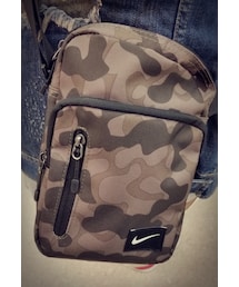 NIKE | カモフラ柄ポーチ(ショルダーバッグ)