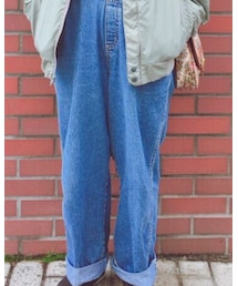 SPINNS | ほんとはオーバーオールだけど、上の部分を織り込んでダボダボずぼんとして履くのがマイブーム(サロペット/オーバーオール)