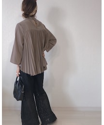 後ろ | トップス