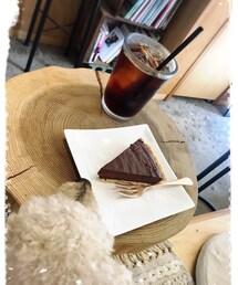 チャコ、狙ってるぅ🍰 | その他