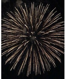 昨日は花火大会に行きました🎇 | 川岸から見る花火はど迫力‼️(その他)