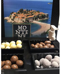 カフェオレにはチョコでしょ💗 | お客様から頂いたヨーロッパ旅行のお土産✨(その他)