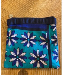 NEAL'S YARD REMEDIES | 数年前のクリスマスコフレ(クラッチバッグ)