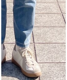 beslow | スニーカー