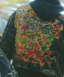 バックプリントはこんな感じ | パーカー