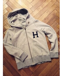 HOLIDAY | H SWEAT ZIP PARKA〈2月発売〉(パーカー)