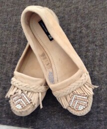 H&M | ビーズ刺繍のモカシン(モカシン/デッキシューズ)