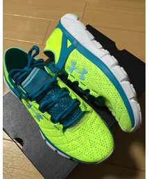 UNDER ARMOUR | スニーカー