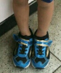 shock | スニーカー