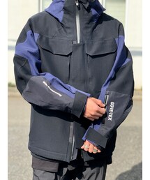 WHITE MOUNTAINEERING | GORE-TEX CONTRASTED HOODED PARKA(マウンテンパーカー)