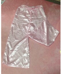 Wonder Rocket | サテンパンツ！セール中の購入で700円くらい！(パンツ)