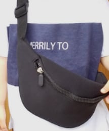 DAISO | ボディバッグ/ウエストポーチ