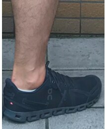 on | スニーカー