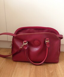 おばあちゃんからのおさがり | おばあちゃんからのおさがり👵👜💓
貰ってからというもの学校以外の日はほとんどこれ。
何にでも合う🙏🙏(ショルダーバッグ)