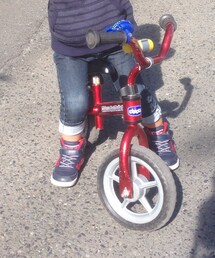 Birthday | スリムジーンズ(デニムパンツ)