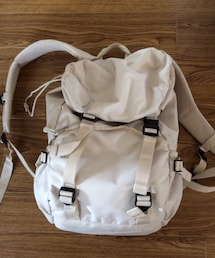 UNIQLO | UNIQLOアイボリーリュックサック(バックパック/リュック)