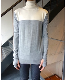 JOHN LAWRENCE SULLIVAN | JOHNLAWRENCESULLIVAN　4B002'15-24　バイカラータートルネックニット(ニット/セーター)