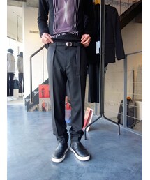 JOHN LAWRENCE SULLIVAN | JOHNLAWRENCESULLIVAN 2A001'16-11 ベルト付きスラックス(スラックス)