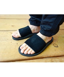 nonnative | nonnative　NN-F2904　TRAVELLER SANDAL COW SUEDE by ISLAND SLIPPER(サンダル)