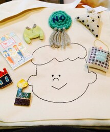 作家さんの手作り | 白いショルダーバッグ、ブローチ達(ショルダーバッグ)