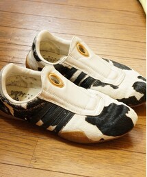 adidas | 牛スニーカー(スニーカー)