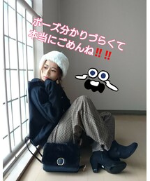 小窓でゆりにゃんポーズ💕 | その他